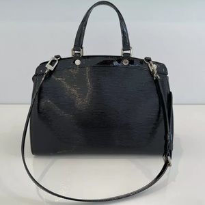 LOUIS VUITTON BREA MM EPI NOIR ELECTRIC HANDLE & SHOULDER BAG